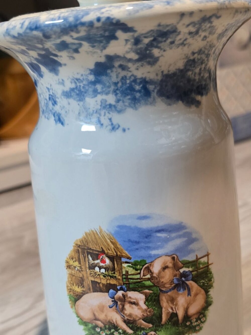 Vintage Farmhouse Ceramic Pig Family Canister Jar - Picture 2 of 7